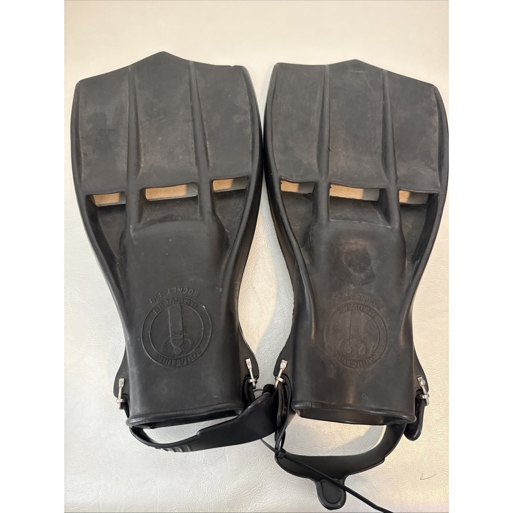 Aqua Lung Rocket Fins Black US Divers Vented Scuba Diving One Size Fits All USA